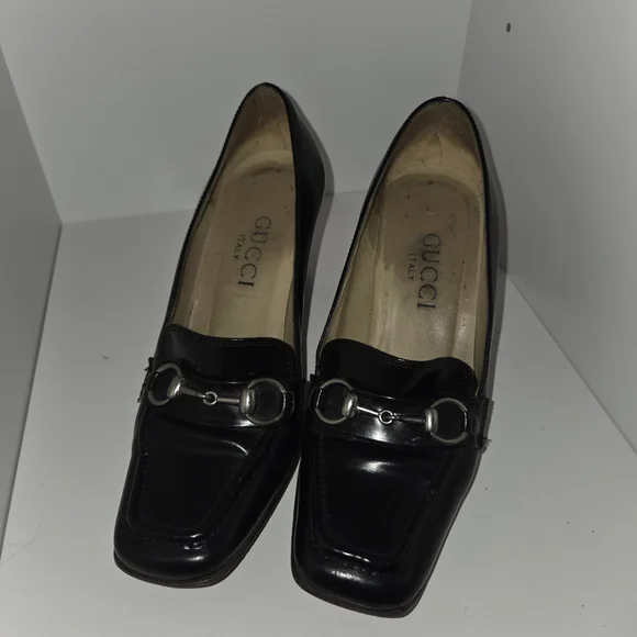 Gucci Women's Black Leather Loafers - Picture 1 of 7